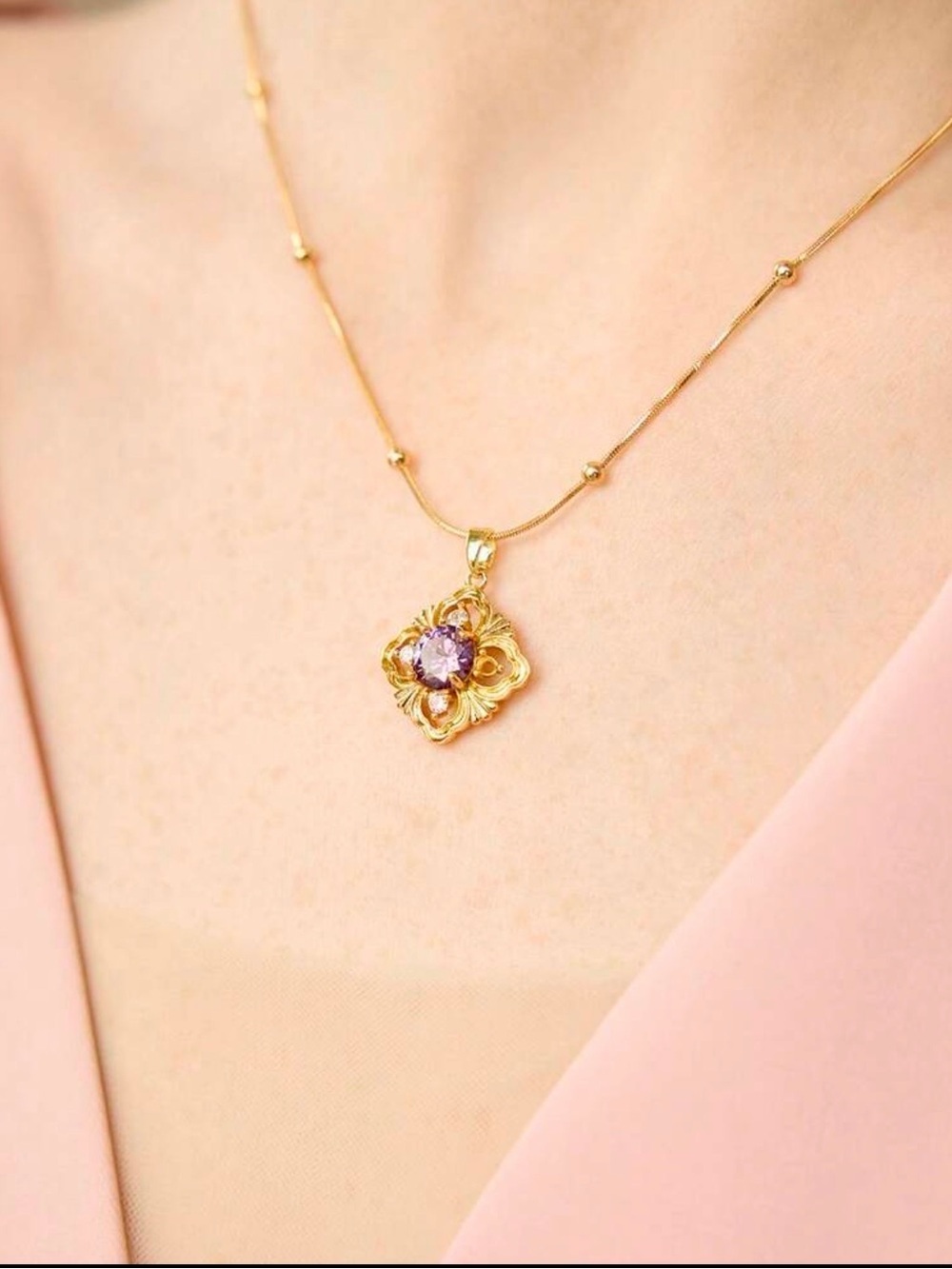 💜 Vintage-Inspired Amethyst Crystal Pendant Necklace - Picture 3 of 4